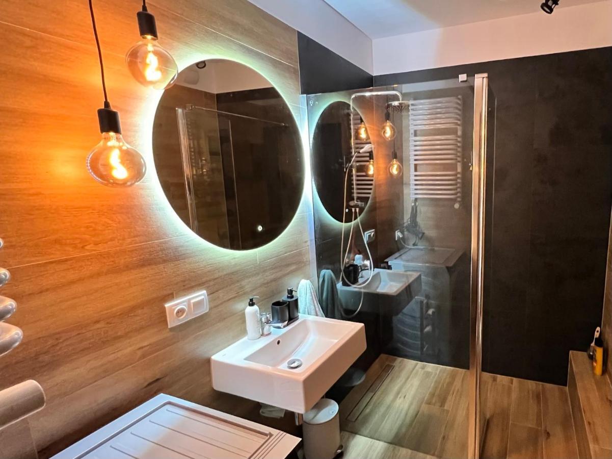 Downtown View 3 60m2+ Free Garage 2km Old Town Metro 9min Tram * Warschau