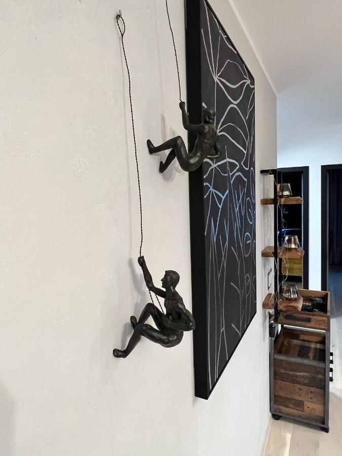 Apartment Downtown View 3 60m2+ Free Garage 2km Old Town Metro 9min Tram Warschau